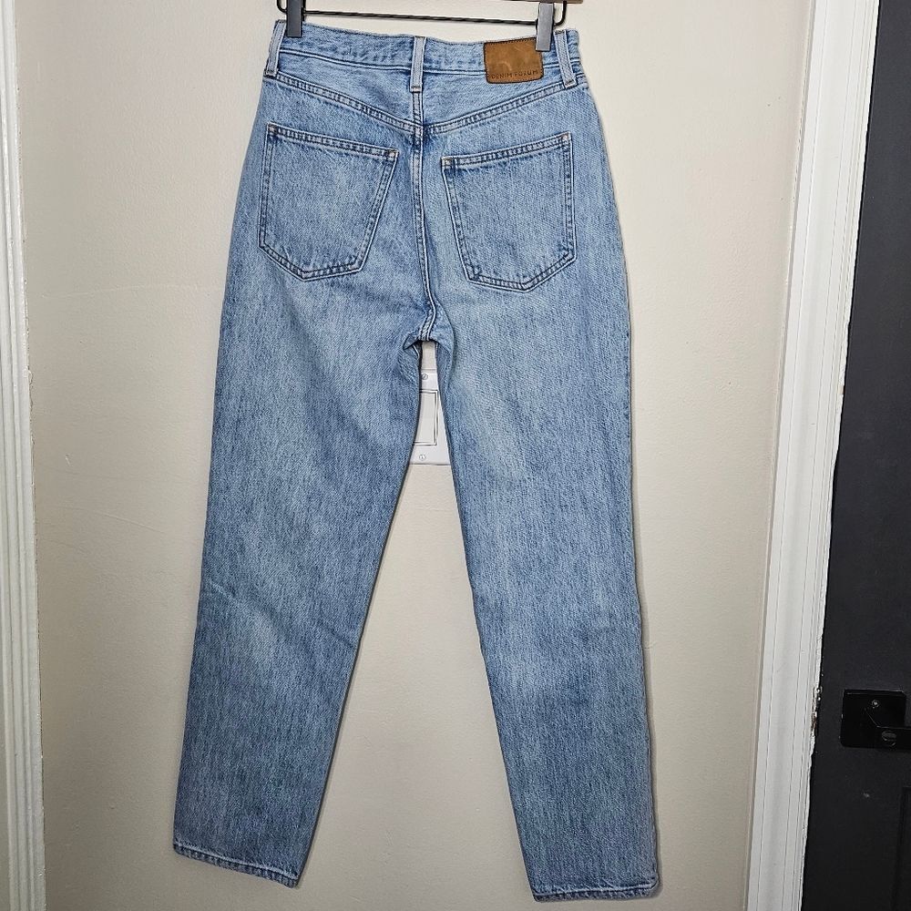 Aritzia Denim Forum The BF High Rise Loose Fit Denim Jean W26 L28 - Picture 9 of 12